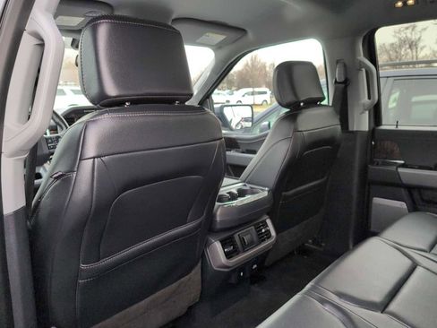 Used 2023 Ford F150 Lariat image 17