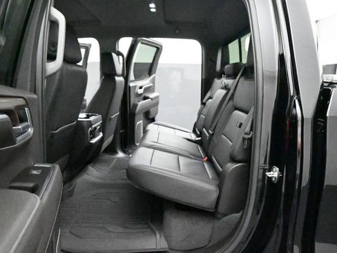 Certified 2022 GMC Sierra 1500 SLT w/ SLT Convenience Package AWD/4WD image 20