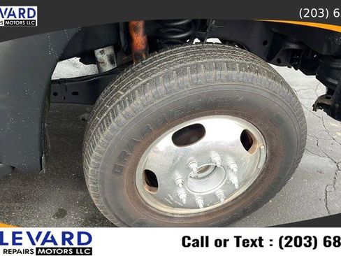 Used 2013 Ford F450 XL AWD/4WD image 29