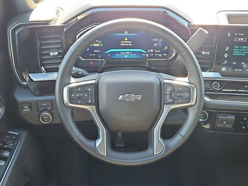 Used 2026 Chevrolet Silverado 1500 RST AWD/4WD image 24