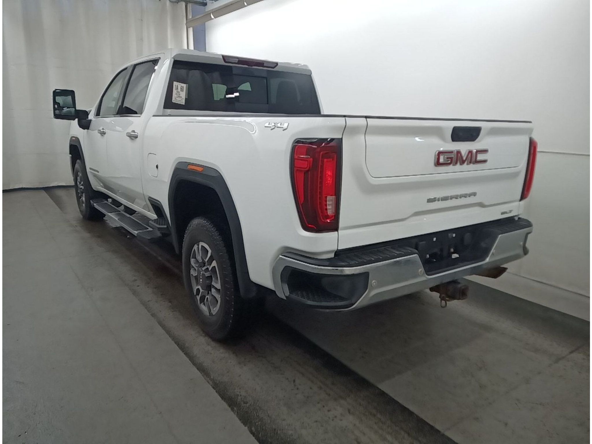 Used 2023 GMC Sierra 2500 SLT w/ SLT Premium Package AWD/4WD image 13