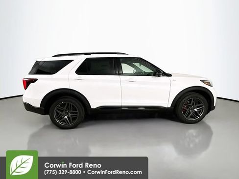 New 2026 Ford Explorer ST-Line w/ ST-Line Street Pack AWD/4WD image 8