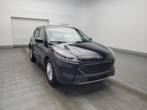 Used 2020 Ford Escape SE image 13