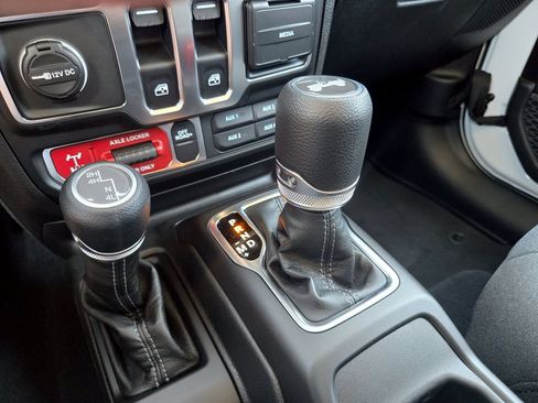 New 2026 Jeep Wrangler Sport AWD/4WD image 17