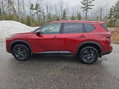 New 2026 Nissan Rogue SV image 2