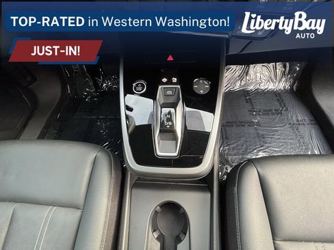 Used 2023 Audi Q4 e-tron Premium Plus image 16