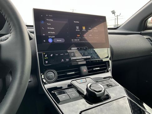 Certified 2024 Subaru Solterra Touring w/ Touring Package image 18