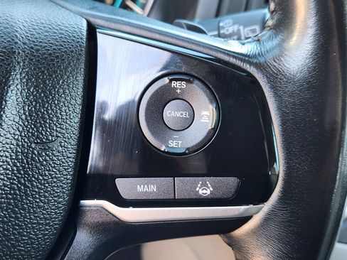 Used 2018 Honda Odyssey EX-L image 26