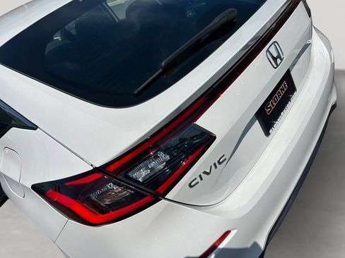Certified 2024 Honda Civic EX-L image 15