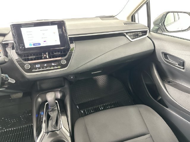 Used 2025 Toyota Corolla LE FWD image 24