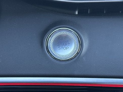 Used 2025 Genesis GV70 3.5T Sport image 27