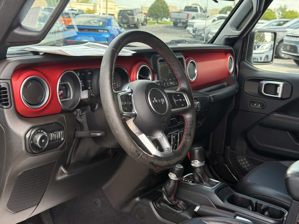 Used 2020 Jeep Wrangler Unlimited Rubicon w/ LED Lighting Group AWD/4WD image 19