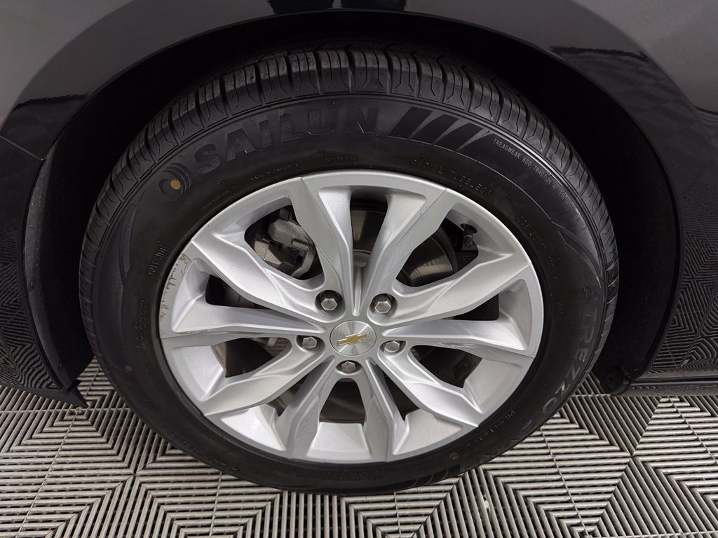 Used 2025 Chevrolet Malibu LT FWD image 11