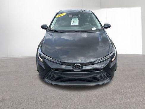 Used 2023 Toyota Corolla LE image 6