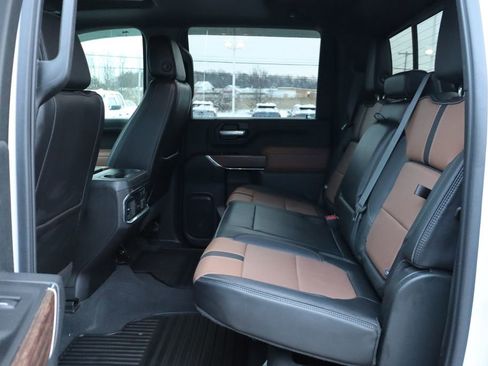 Used 2021 Chevrolet Silverado 2500 High Country w/ Technology Package image 47