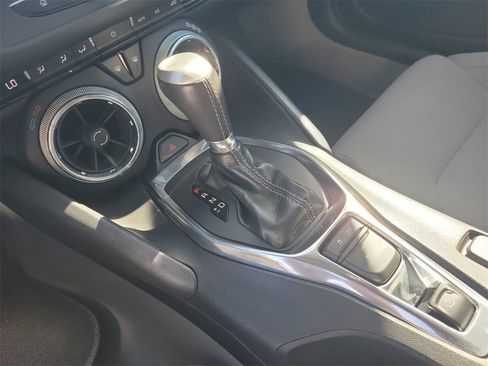 Used 2018 Chevrolet Camaro LT w/ RS Package image 24