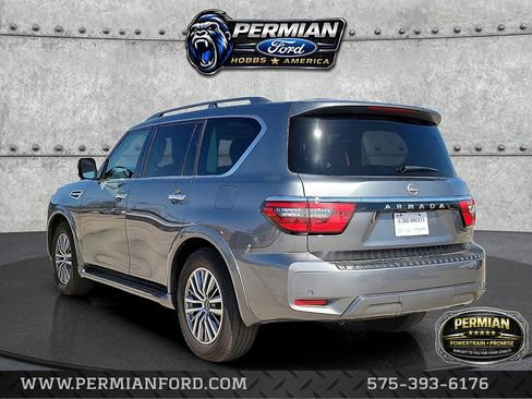 Used 2023 Nissan Armada SL w/ Captain's Chairs Package image 3