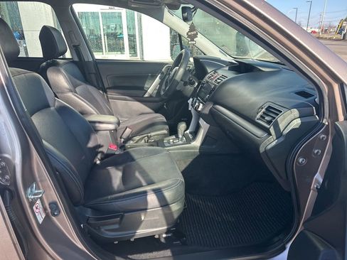 Used 2016 Subaru Forester 2.5i Limited image 7