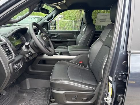 New 2026 RAM 3500 Laramie AWD/4WD image 14