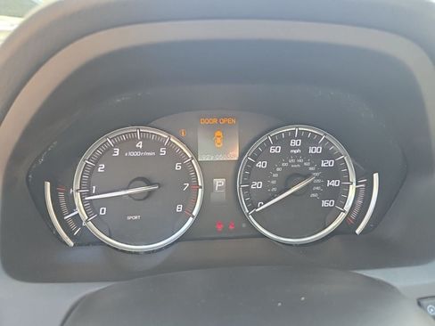 Used 2016 Acura TLX FWD image 8