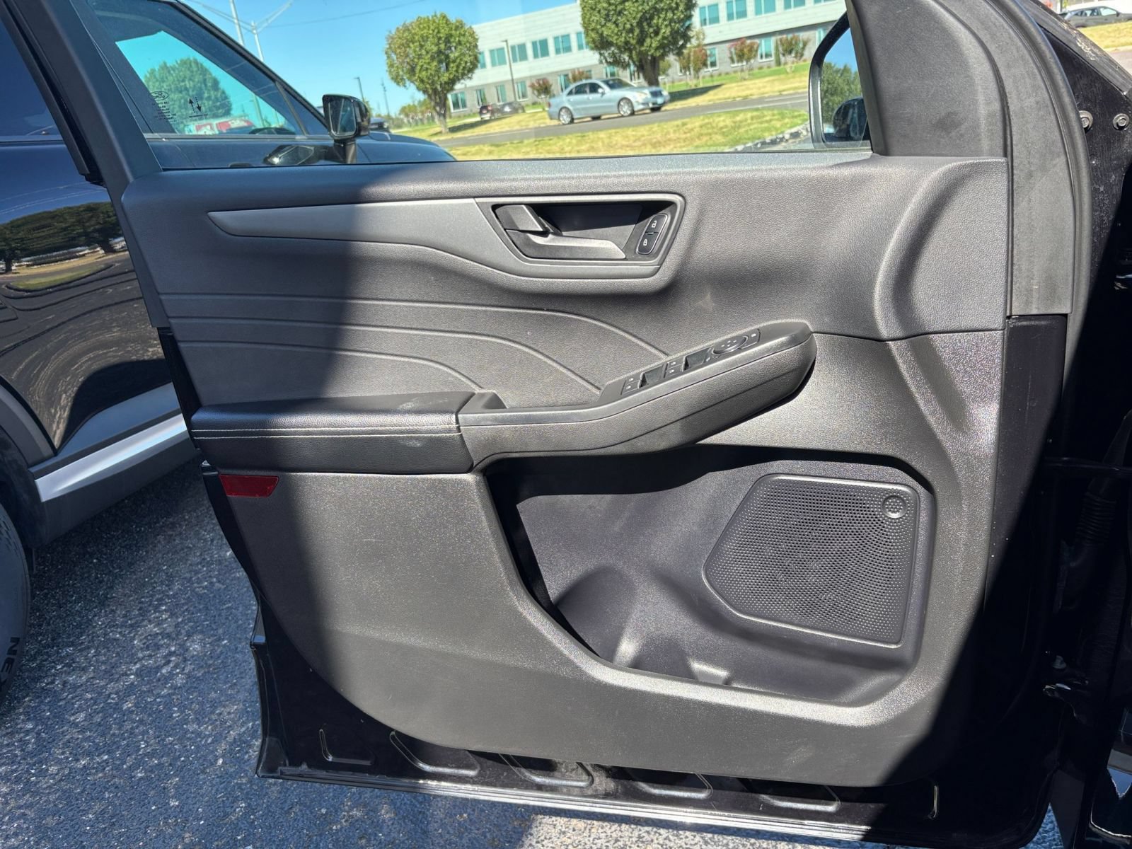 Used 2024 Ford Escape Active AWD/4WD image 18