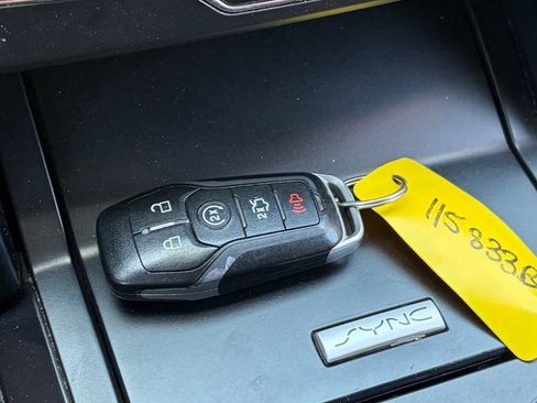 Used 2017 Ford Explorer XLT w/ Equipment Group 202A FWD image 12