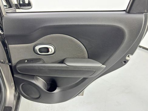Used 2016 Kia Soul image 35