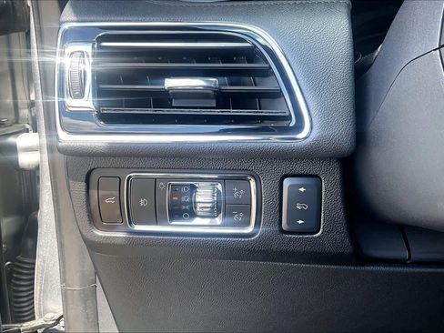 Used 2023 Lincoln Navigator Reserve RWD image 36