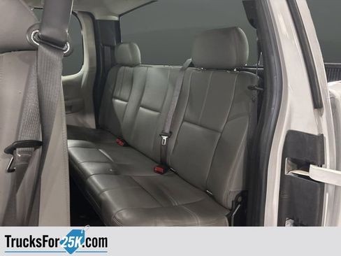 Used 2010 Chevrolet Silverado 2500 W/T image 27