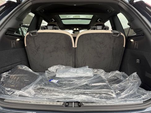 New 2026 Volvo XC90 B6 Plus w/ Protection Package Premier image 13