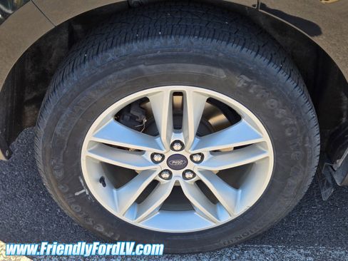 Used 2016 Ford Edge SEL w/ Equipment Group 201A AWD/4WD image 5