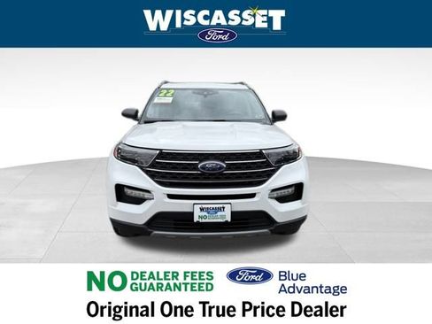 Certified 2022 Ford Explorer XLT w/ Equipment Group 202A image 9