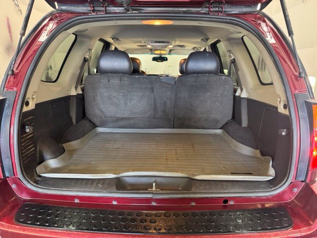 Used 2008 GMC Envoy Denali w/ Sun And 6-Disc Cd Package AWD/4WD image 25