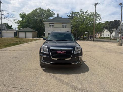 Used 2017 GMC Terrain SLE w/ Convenience Package FWD image 2