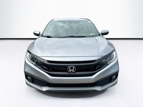 Used 2019 Honda Civic Sport image 2