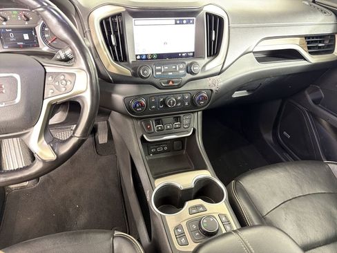 Used 2018 GMC Terrain Denali w/ Advanced Safety Package image 29