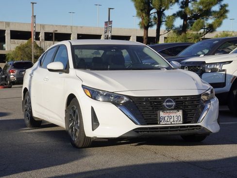 Certified 2024 Nissan Sentra SV image 2