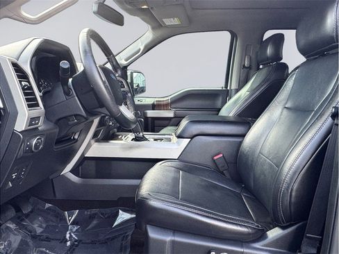 Used 2017 Ford F150 Lariat image 10