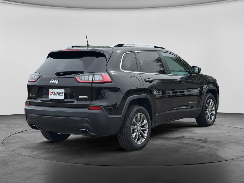 Used 2019 Jeep Cherokee Latitude Plus w/ Comfort/Convenience Group AWD/4WD image 9