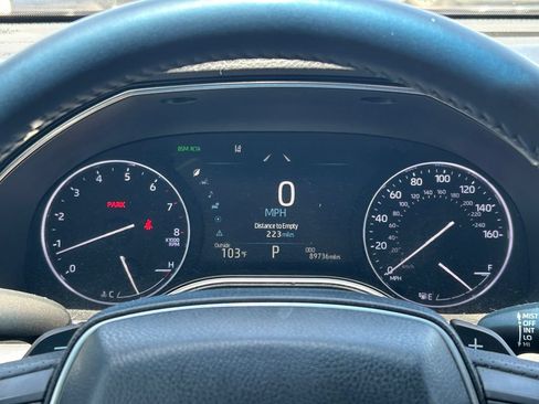 Used 2019 Toyota Avalon XSE FWD image 31