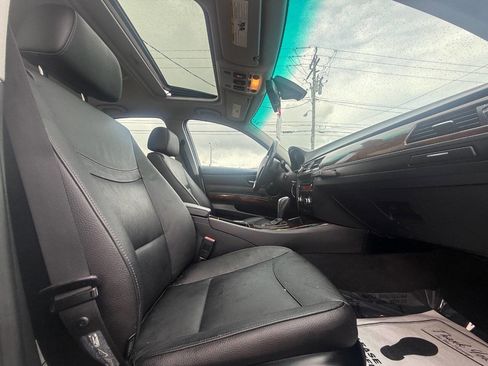 Used 2011 BMW 328i xDrive Sedan image 14