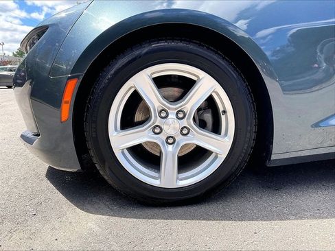 Used 2020 Chevrolet Camaro LT RWD image 20