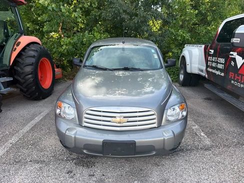 Used 2006 Chevrolet HHR LS FWD image 3