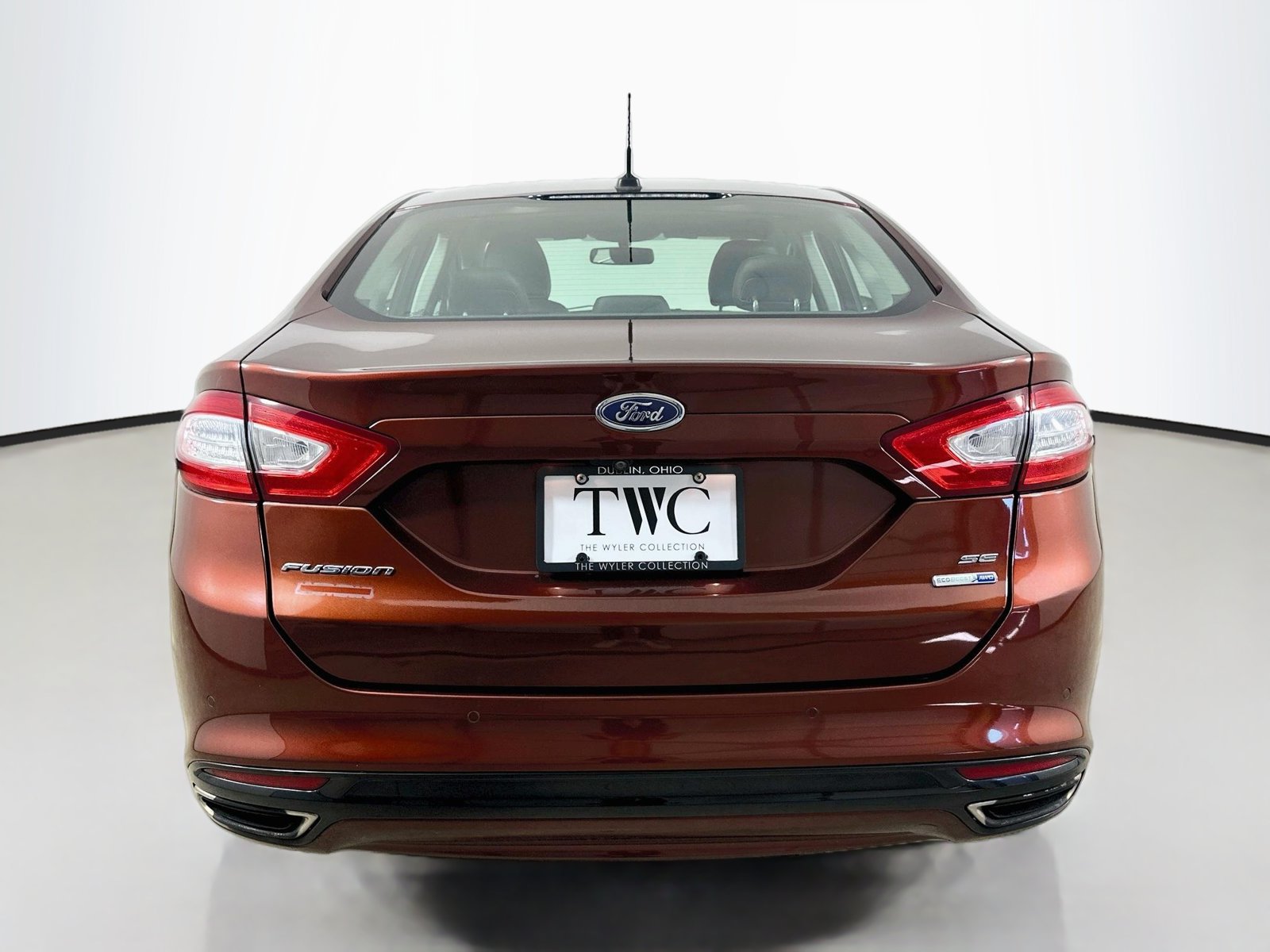 Used 2016 Ford Fusion SE w/ Equipment Group 202A AWD/4WD image 6