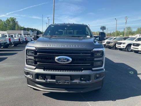 New 2026 Ford F250 Platinum AWD/4WD image 2
