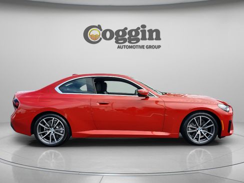 Certified 2022 BMW 230i Coupe w/ Convenience Package image 6