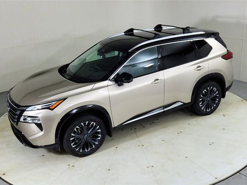 New 2026 Nissan Rogue Platinum w/ Platinum Premium Package image 15