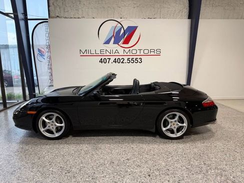 Used 2002 Porsche 911 Carrera RWD image 1