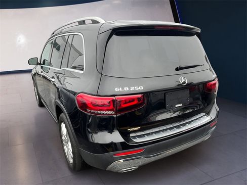 Certified 2022 Mercedes-Benz GLB 250 GLB 250 w/ Premium Package Lite image 3