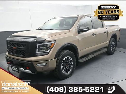 Used 2021 Nissan Titan PRO-4X w/ Pro-4x Convenience Package image 5